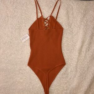 NEW !Windsor Bodysuit rust